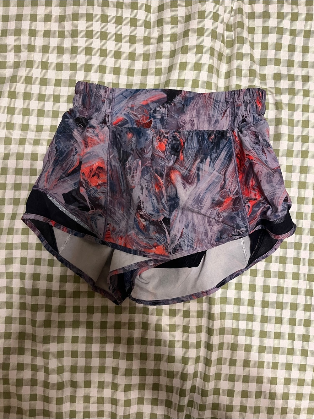 Lululemon hotty hot shorts